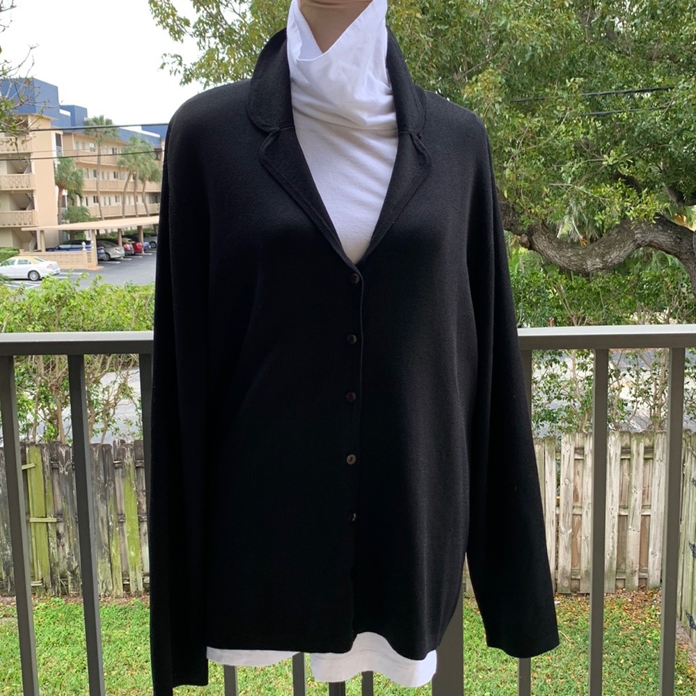 EUC - Kate Hill V-neck button down cardigan sweater
